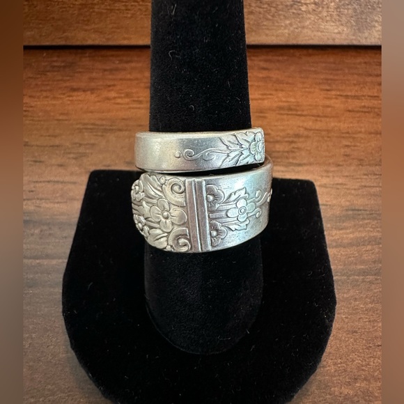 Hand Crafted Jewelry - Silver plated spoon ring